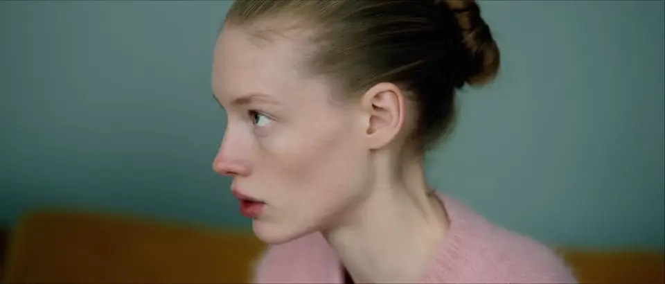 A cinematic dialogue scene